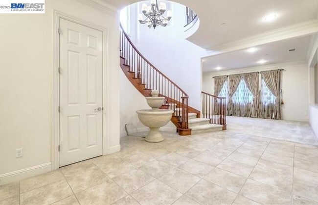 Photo - 1111 Hawkshead Cir