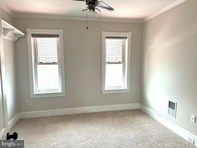 Photo - 521 S 17th St