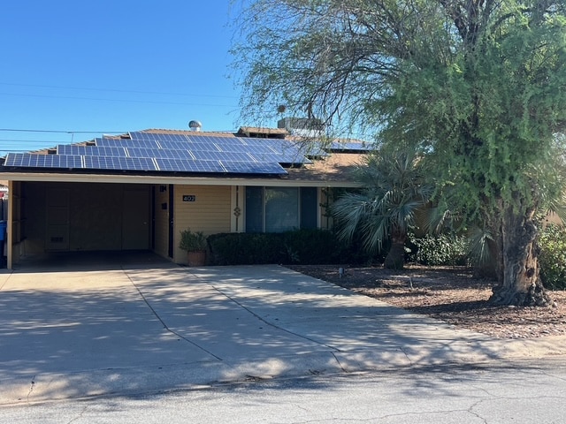 Building Photo - 402 E Las Palmaritas Dr Rental