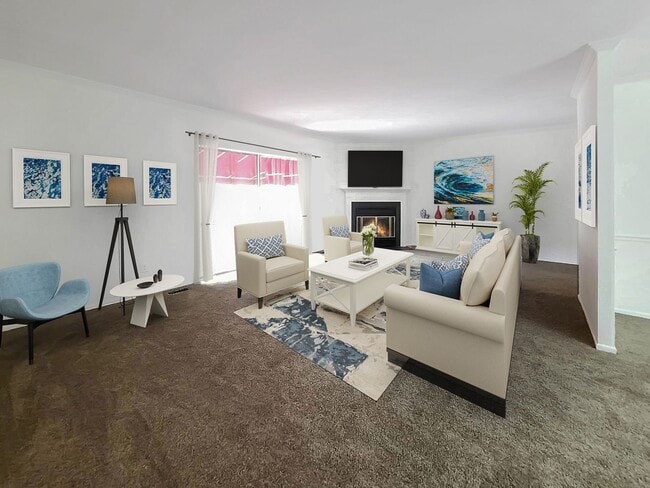 Building Photo - Delightful 4BR TH in highly desired Chapel...