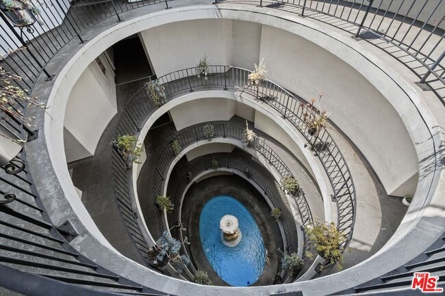 Photo - 2260 N Cahuenga Blvd Unit 502
