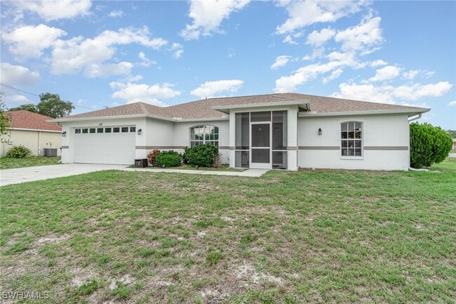 Photo - 879 Rue Labeau Cir