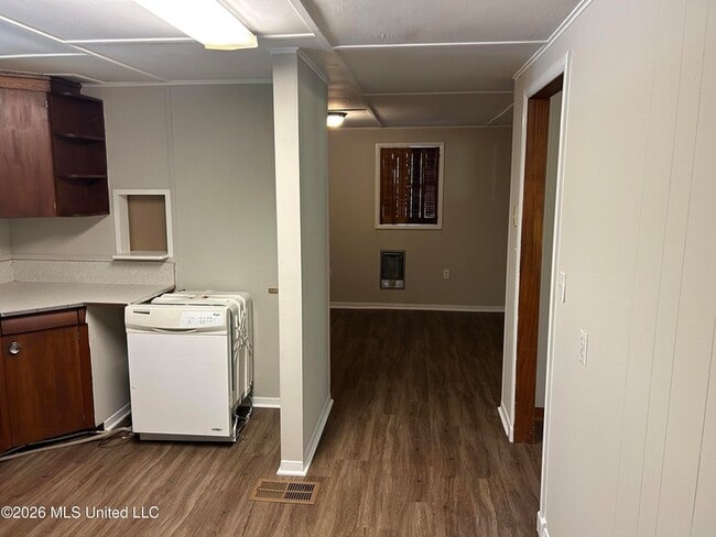 Photo - 3464 S Red Banks Rd