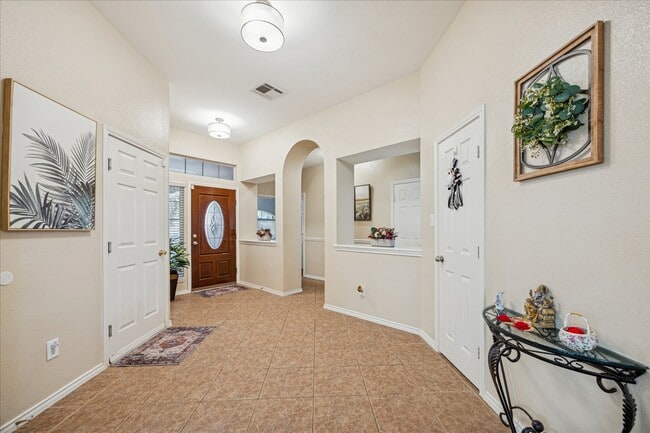 Photo - 5019 Peabody Hill Ln