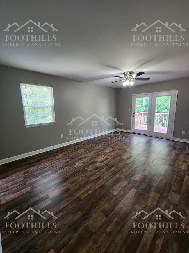 Photo - 2-Bedroom Duplex off Clemson Blvd
