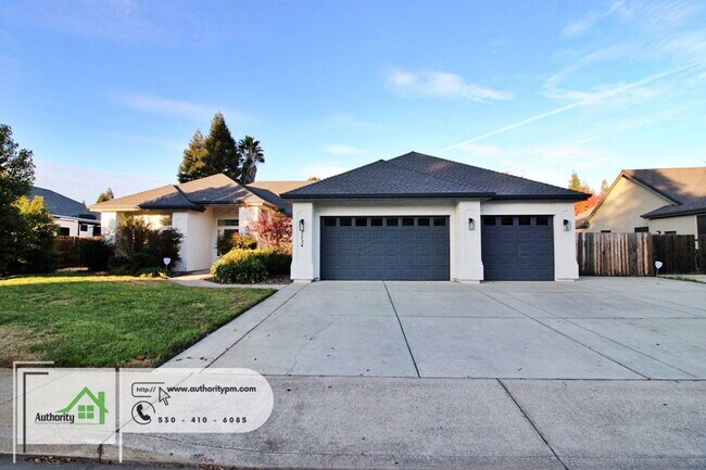 Photo - 2724 Western Oak Dr