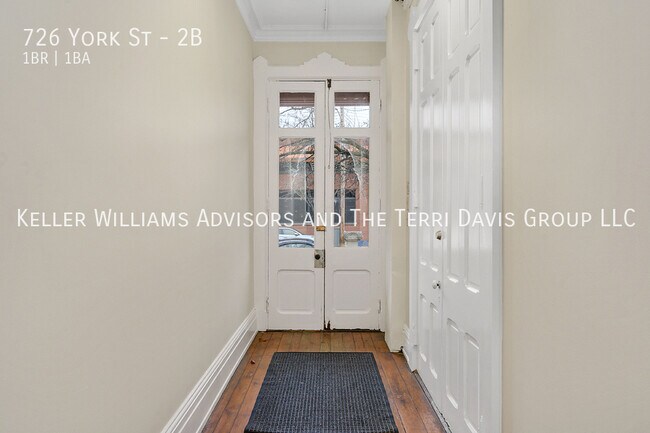 Photo - 726 York St Unit 2B