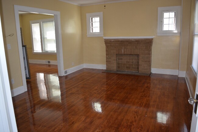 Photo - 1673 Taylor Ave Unidad 1F