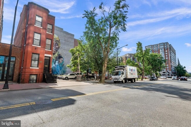 Photo - 915 5th St NW