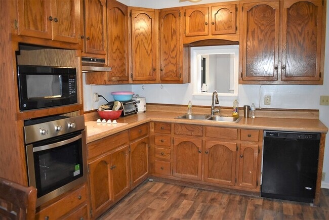 Photo - 182 Tucker Rd