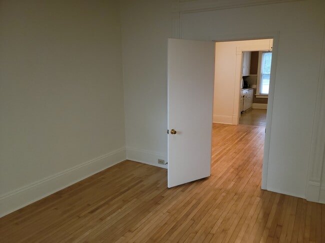 Bedroom #1 (12' x 12') - 3115 N Bartlett Ave - Lower