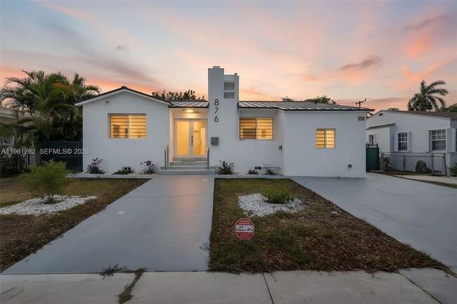 Photo - 876 NE 81st St