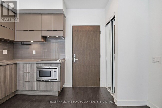 Photo - 39 Roehampton Ave Unité 506