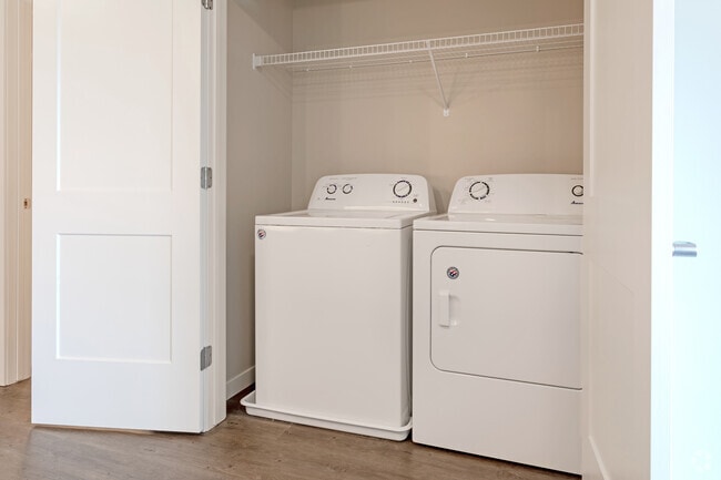 1BR, 1BA - Dahlia