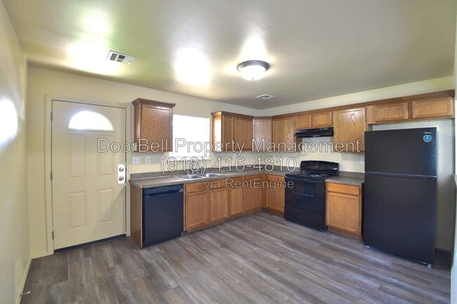Photo - 6009 S Madison Pl