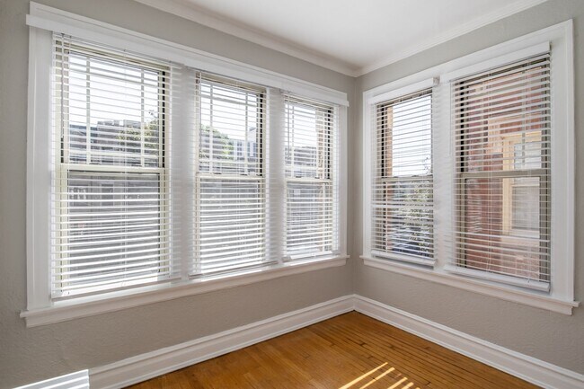 Photo - 7000 Sheridan Apartments