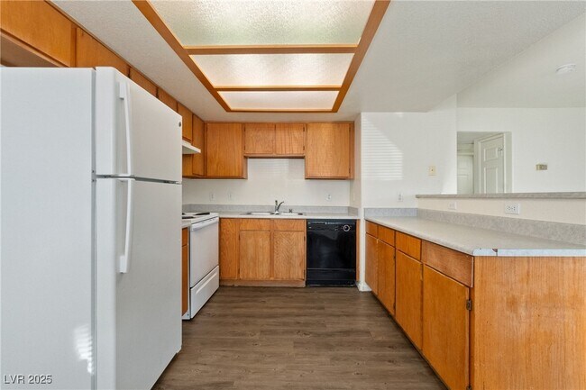 Photo - 2200 Benmore St Unit 101