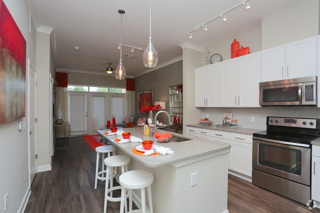 Interior Photo - Reserve Decatur Apartments