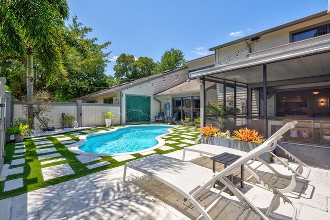 Building Photo - 13400 Bedford Mews Ct