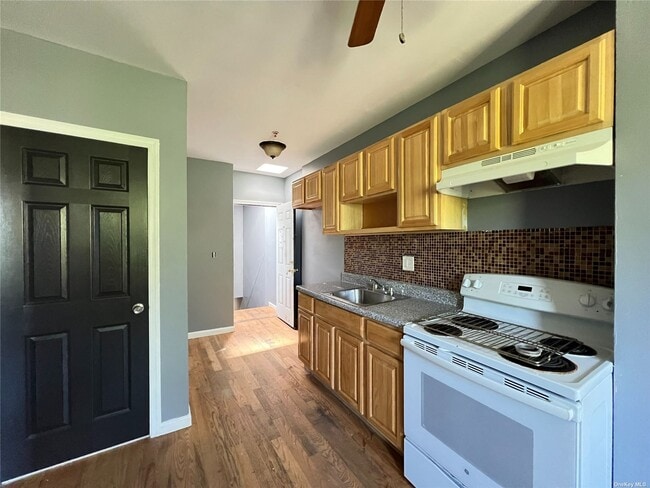 Photo - 108-53 Sutphin Blvd Apartment Unit 2R