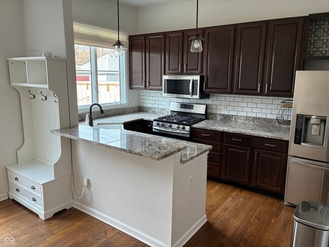 Photo - 1430 N New Jersey St