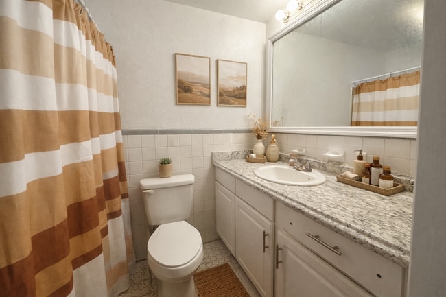 Photo - True 1 Bedroom Near FSU Unit 1862-2