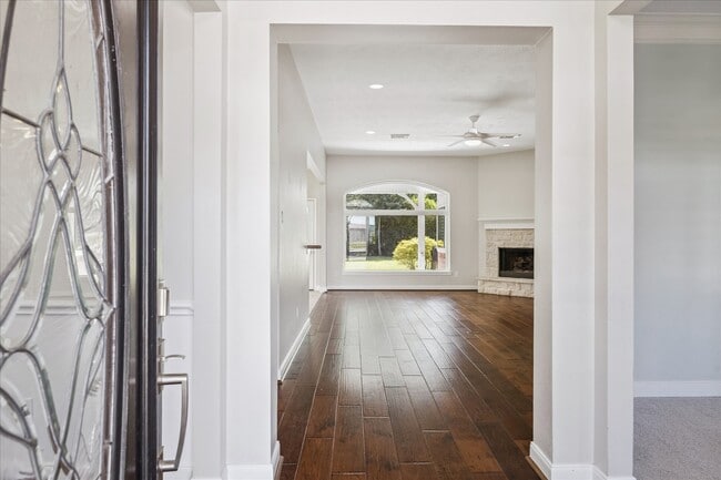 Photo - 12015 Wynmar Ln