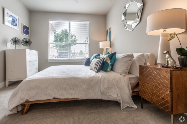1 BR, 1 BA - 714 SF - A2