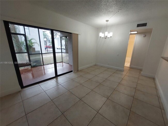 Photo - 4463 Treehouse Ln Unit D