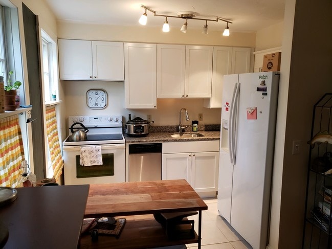 New cabinets, counter & dishwasher! - 30 Vesper St Unit 1