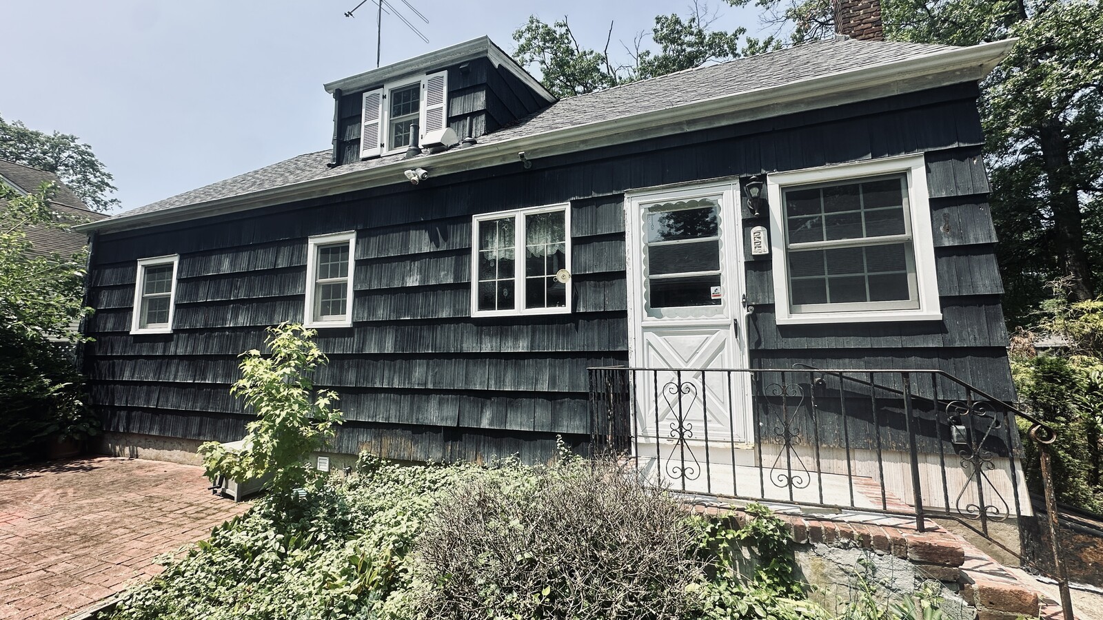 Photo - 87 Union Ave