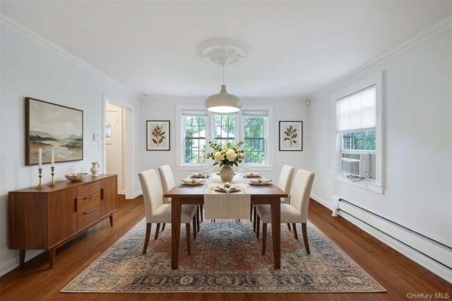 Photo - 280 Park Ave