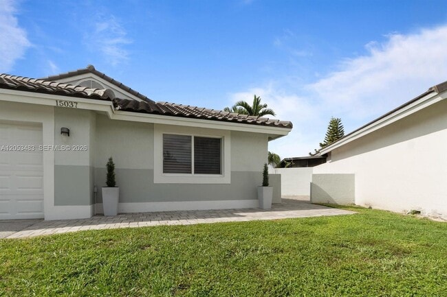 Photo - 15037 Brighton Ln
