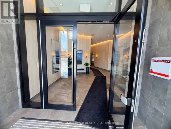 Photo - 2 Manderley Dr