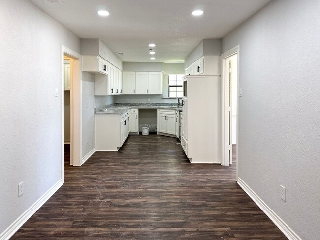 Photo - 55001 Windmill Ln