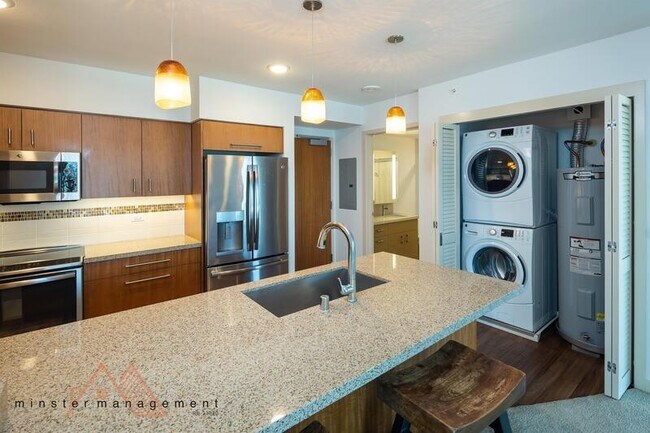 Building Photo - 555 South St Unit 3004 Rental