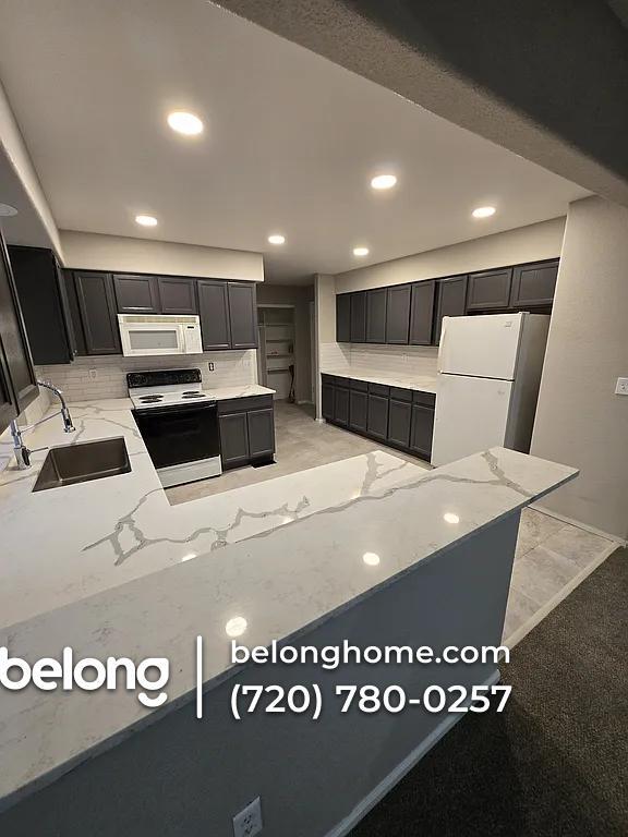 Building Photo - 4304 Sable St