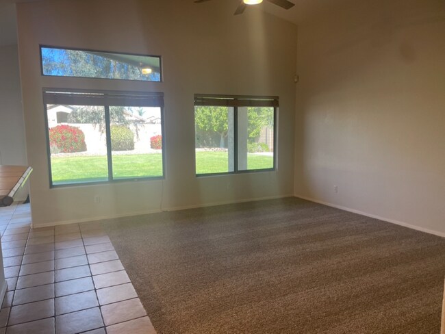 Photo - 244 W Goldfinch Way