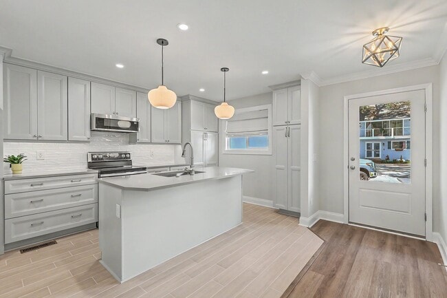 Photo - 958 Myrtle Ct