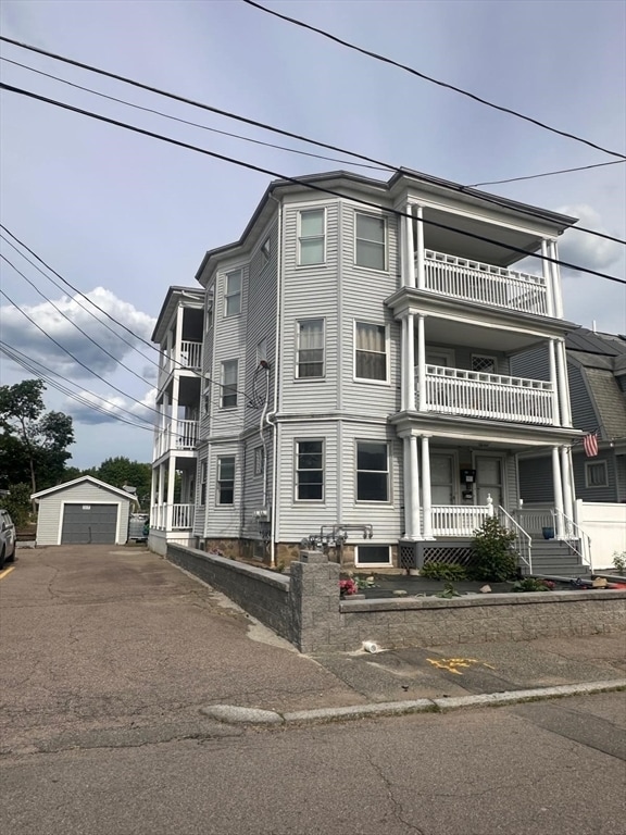 Building Photo - 440 Moraine St Unit 1