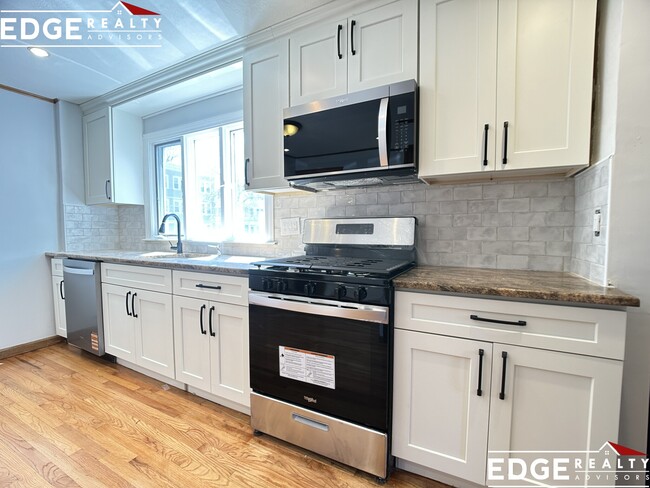 Photo - 90 Beechcroft St Unit 2