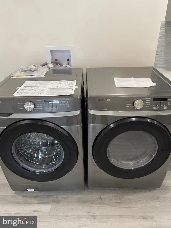 Photo - 910 Arch St Unit 2M