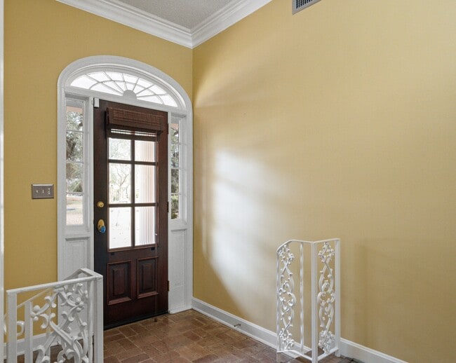 Photo - 254 Berkley Ct