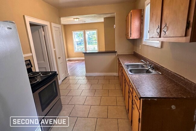 Photo - 2610 Lowell Ave