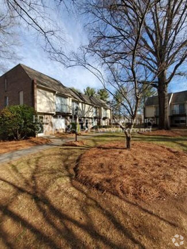Building Photo - 1449 Brookwood Dr Unit 1449-C Rental