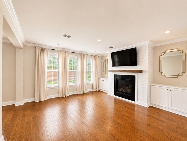 Photo - 1217 Gannett Rd