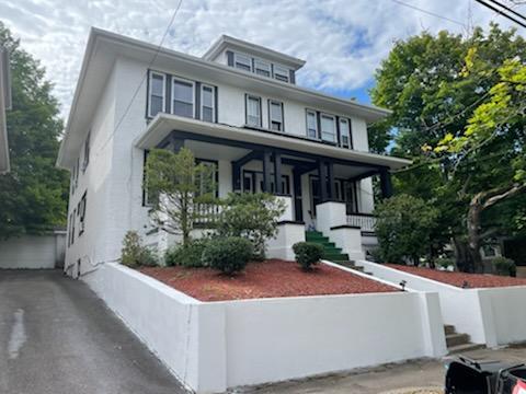 Spacious front porch - 2202 Adams Ave Apartments Unit 2202