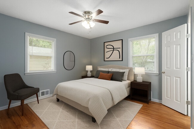 Photo - 622 NW Kay Dr