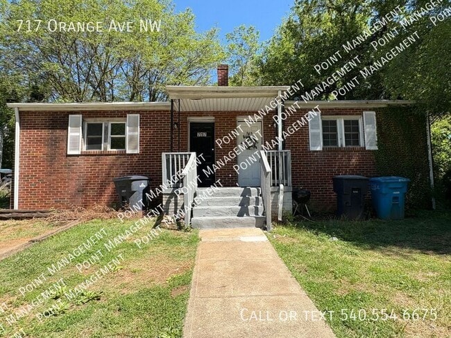 Photo - 717 Orange Ave NW