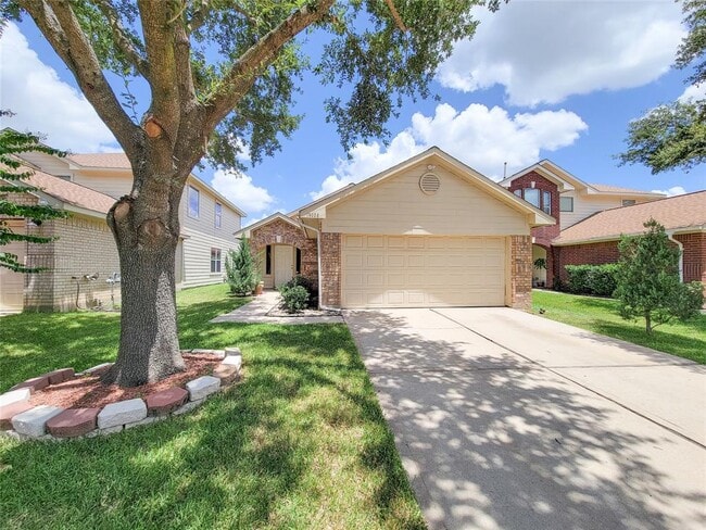 Building Photo - 19026 Yellow Thrush Dr Rental
